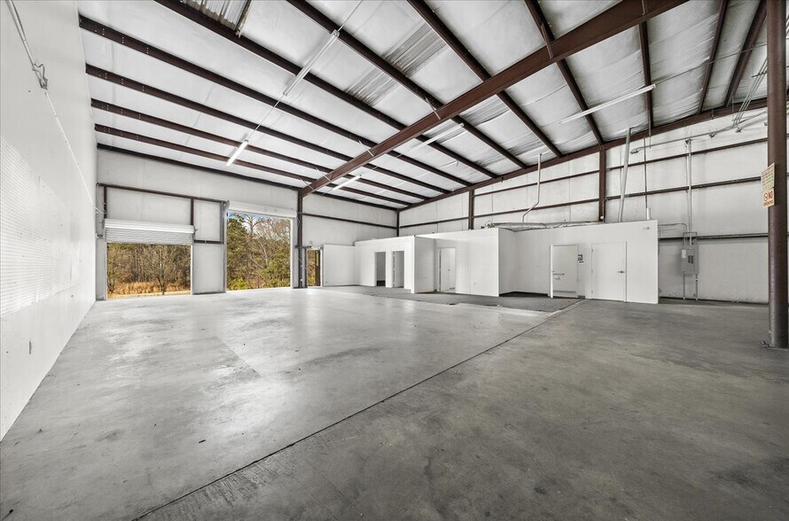 3492-3500 N Henry Blvd, Stockbridge, GA à louer - Photo du bâtiment - Image 3 de 6