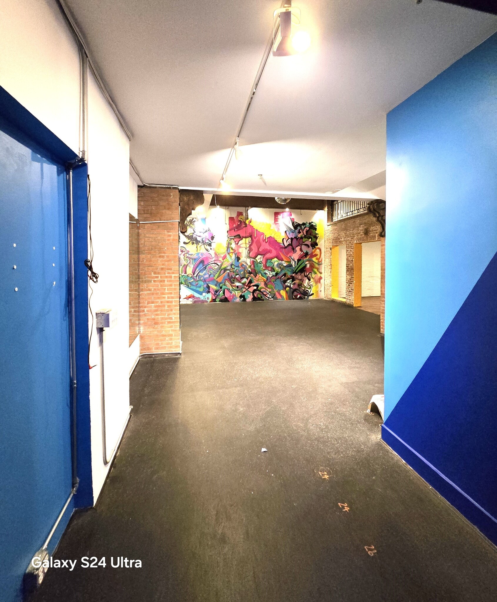 411 W 39th St, New York, NY for lease Interior Photo- Image 1 of 21