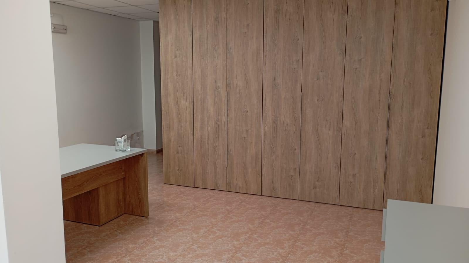 Retail in Amposta, Tarragona for lease Interior Photo- Image 1 of 6