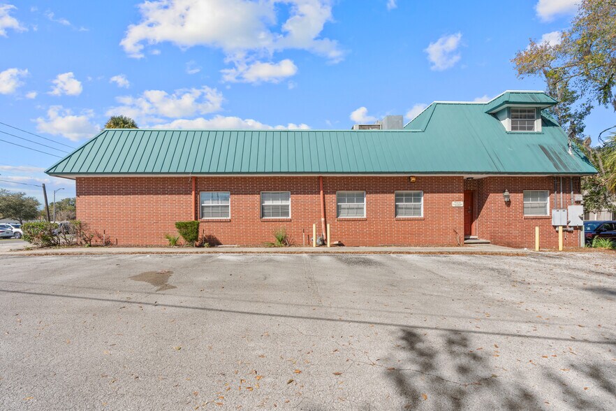 307 NW 3rd St, Ocala, FL à louer - Photo du bâtiment - Image 2 de 9