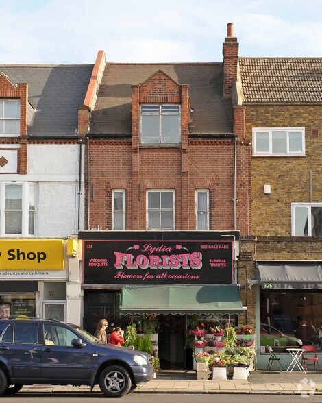 323 Brockley Rd, London for lease - Building Photo - Image 2 of 2