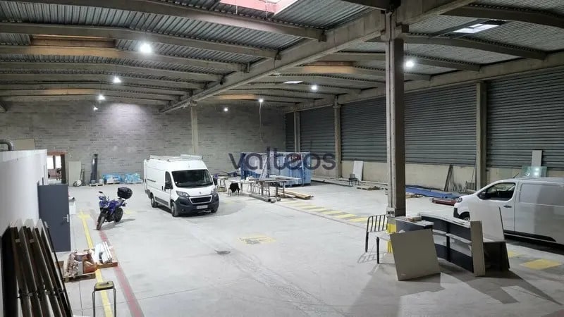 Avenue Didier Daurat, Blagnac for lease - Interior Photo - Image 1 of 5