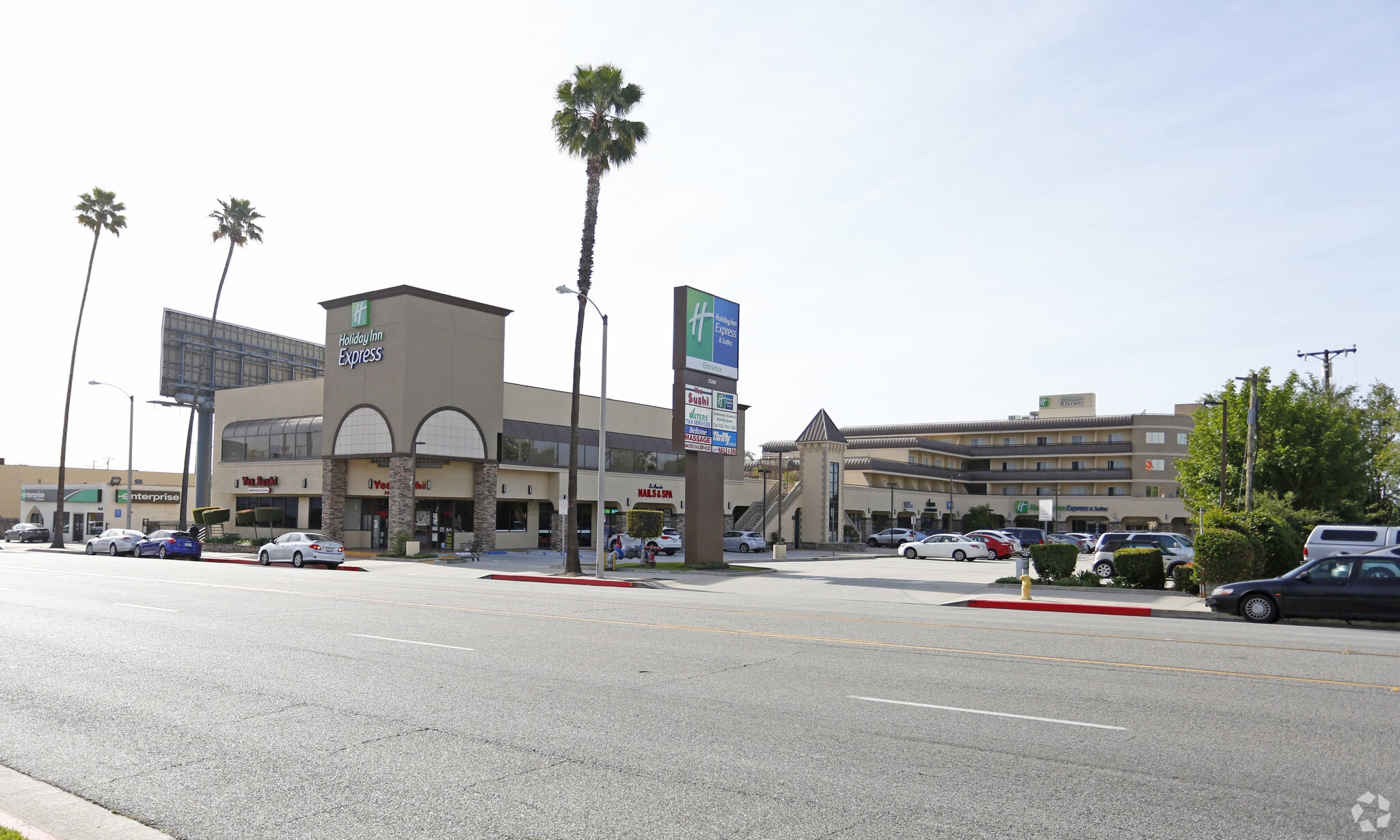 3500 E. Colorado Blvd, Pasadena, CA 9110 portfolio of 2 properties for sale on LoopNet.ca Primary Photo- Image 1 of 4