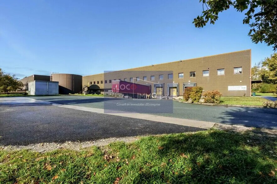 Industriel dans Canéjan à louer - Photo du bâtiment - Image 2 de 7