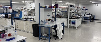 35 Parkwood Dr, Hopkinton, MA à louer Photo intérieure- Image 2 de 6