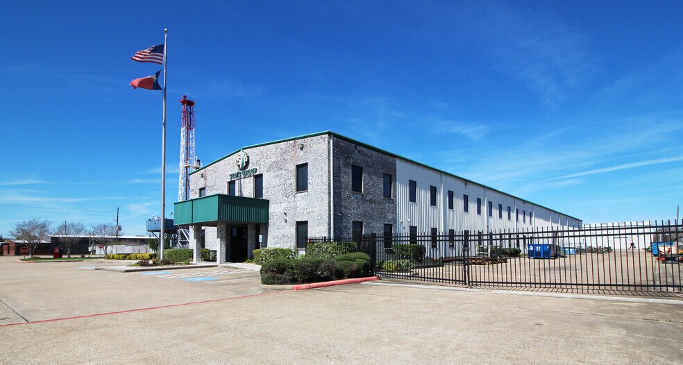 11330 Brittmoore Park Dr, Houston, TX à louer - Photo du bâtiment - Image 3 de 14