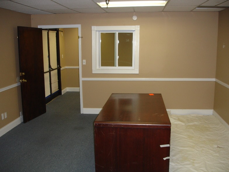 4854 Old National Hwy, College Park, GA for lease - Interior Photo - Image 2 of 27