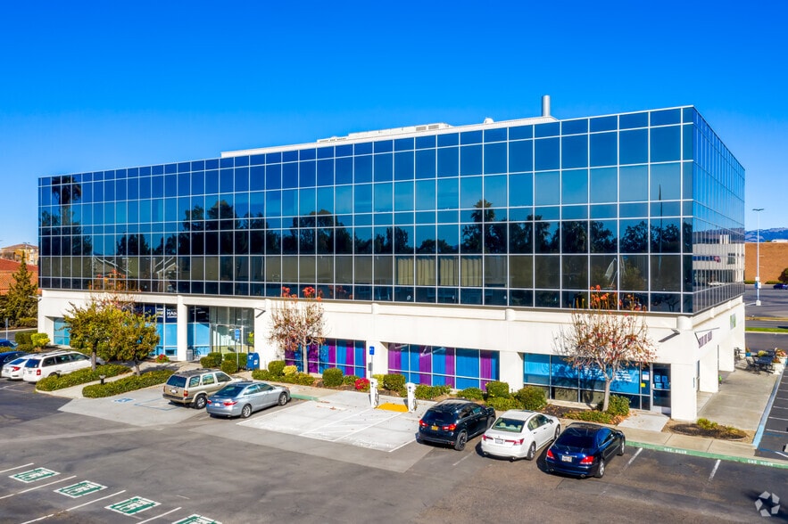 3900 NewPark Mall Rd, Newark, CA for lease - Primary Photo - Image 1 of 8