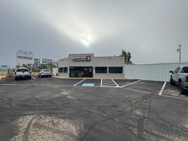 More details for 4033 Canyon Dr, Amarillo, TX - Office/Retail for Lease