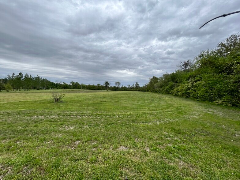 1200 Broadway St, Princeton, IN for sale - Primary Photo - Image 1 of 3