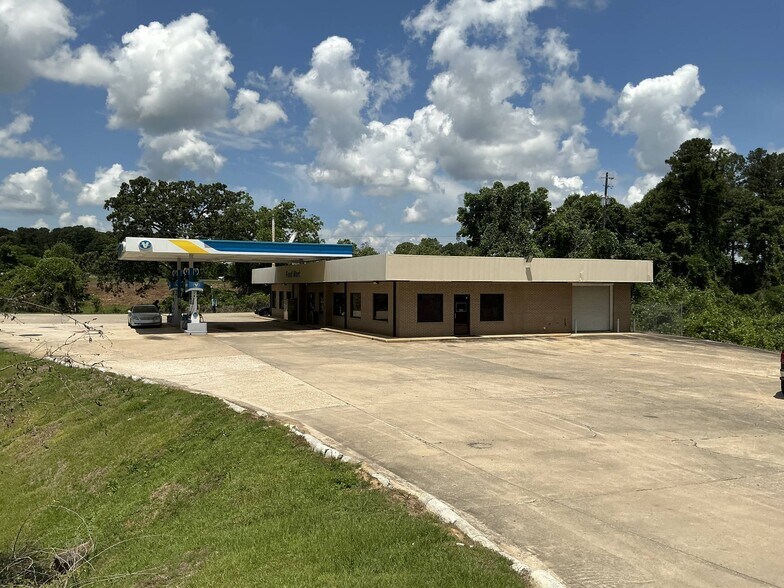 2400 W Point Pkwy, Opelika, AL à vendre - Photo du bâtiment - Image 2 de 4