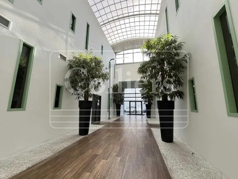 130 Rue Frédéric Joliot Curie, Aix-en-Provence for lease - Building Photo - Image 2 of 18