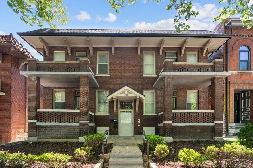 4504 Arsenal St, Saint Louis, MO à vendre - Photo du bâtiment - Image 2 de 32