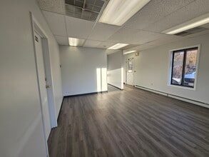 1234 Us-9, Wappingers Falls, NY for lease Interior Photo- Image 1 of 7