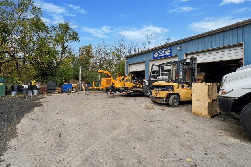 901 Township Line Rd, Phoenixville, PA for sale - Building Photo - Image 3 of 16