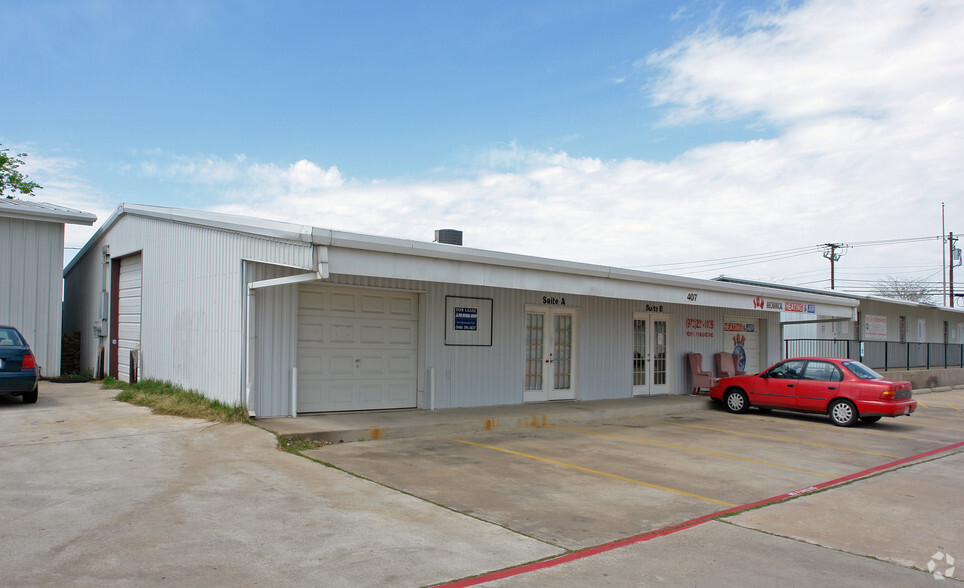 407 E Hwy 121, Lewisville, TX à vendre - Photo principale - Image 1 de 1