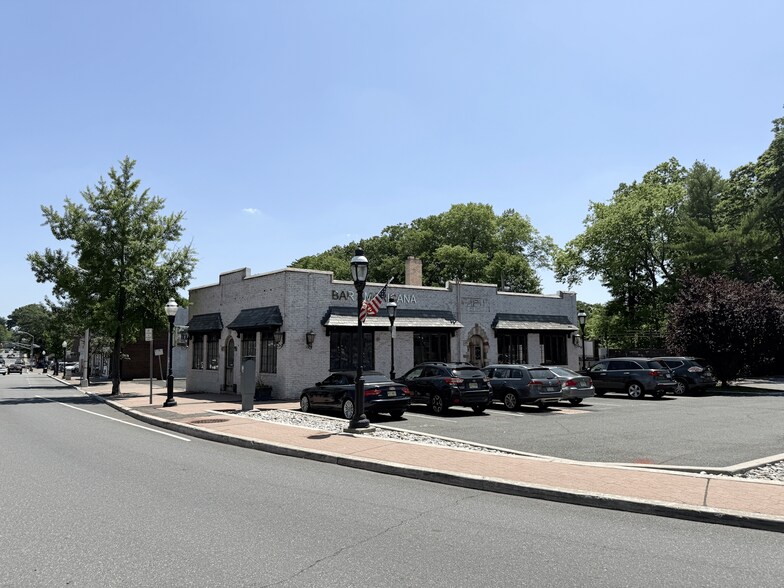 24 North Ave E, Cranford, NJ à louer - Photo du bâtiment - Image 1 de 3