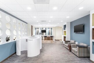 Plus de détails pour 1201 NW Briarcliff Pkwy, Kansas City, MO - Coworking à louer