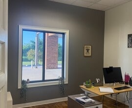 5540-5550 N Farmer Branch Rd, Ozark, MO for sale Interior Photo- Image 2 of 8