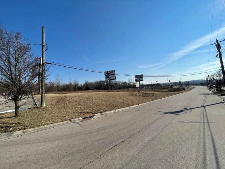 Commerce, Middletown, OH à vendre - Photo du bâtiment - Image 3 de 8