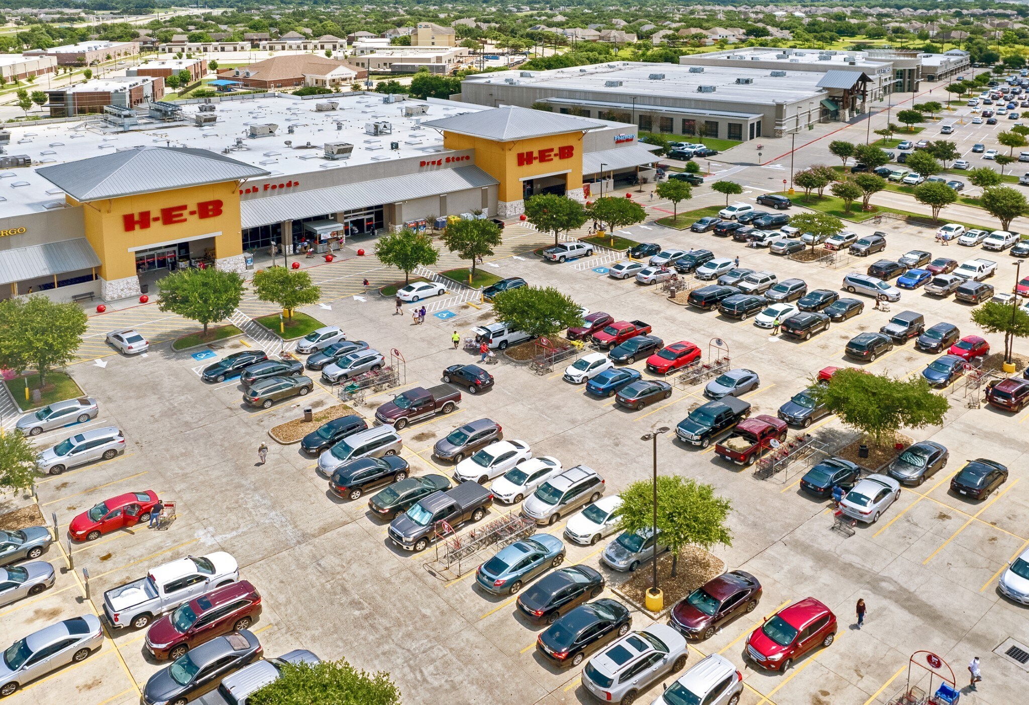 19660-20030 Southwest Fwy, Sugar Land, TX for lease Building Photo- Image 1 of 12