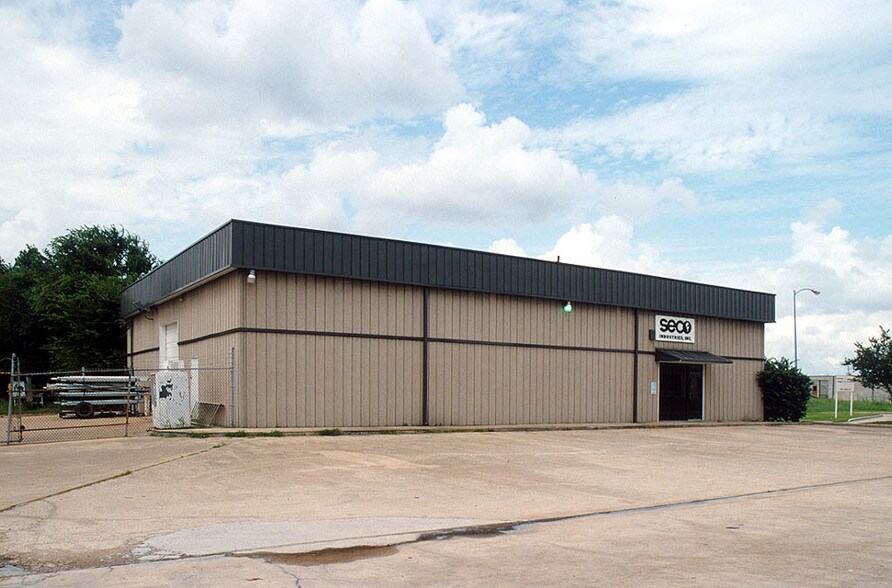 6060 Brookglen, Houston, TX for lease - Other - Image 2 of 16