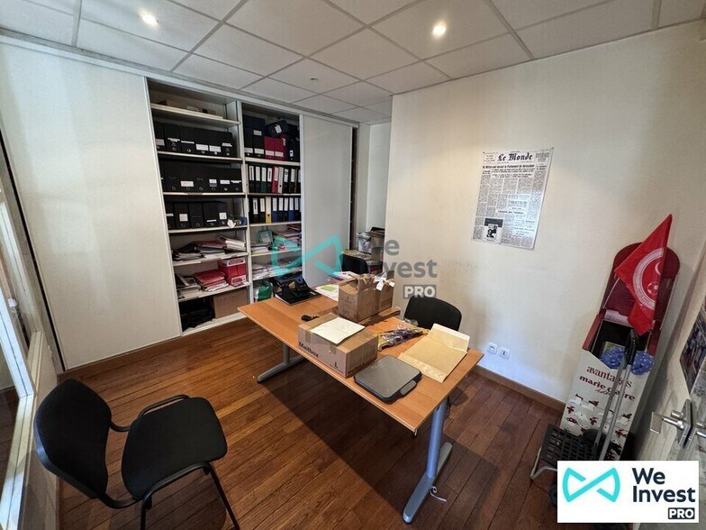 Office in Reims for lease - Interior Photo - Image 2 of 10