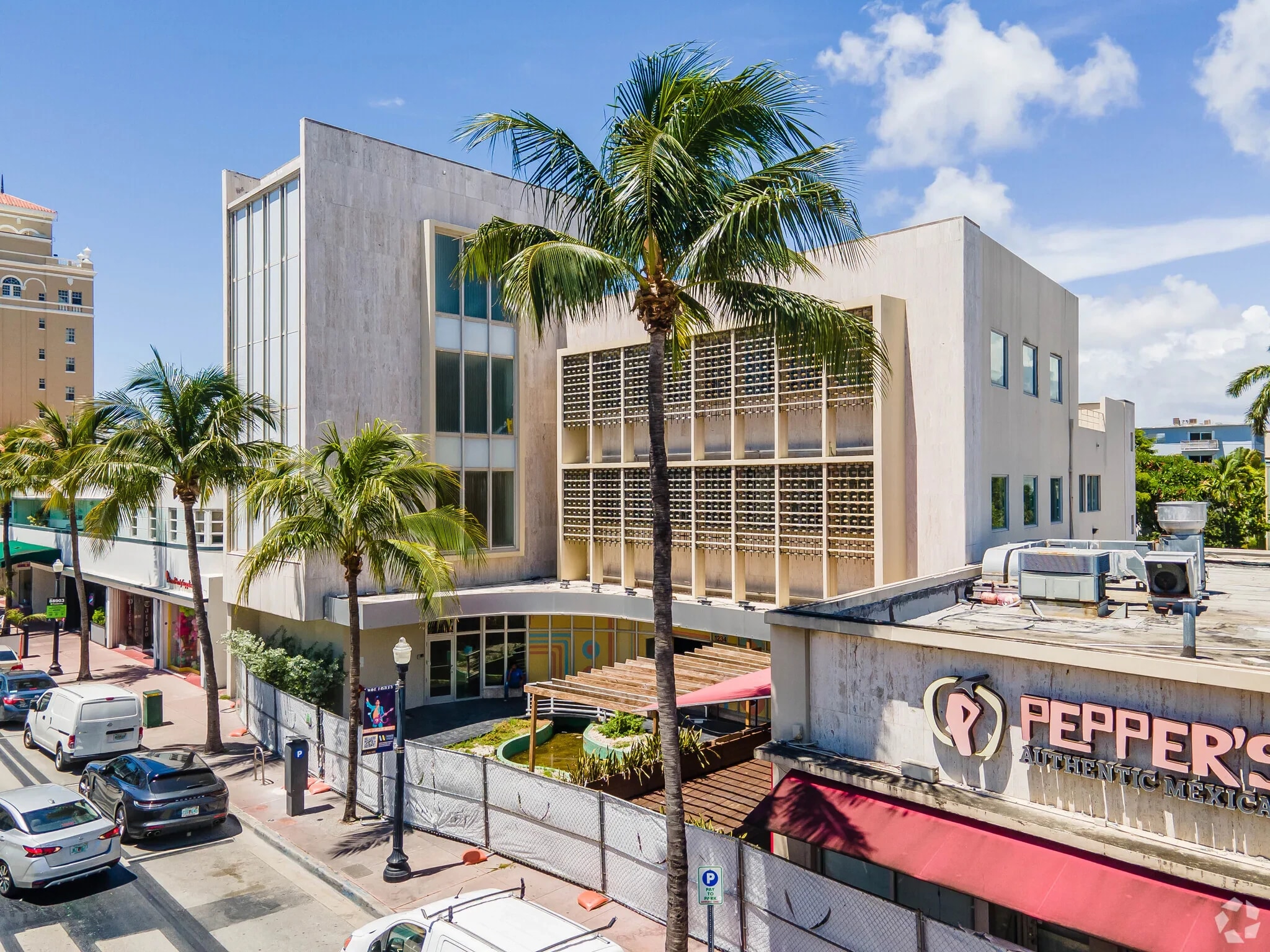 1234 Washington Ave, Miami Beach, FL for lease Building Photo- Image 1 of 19