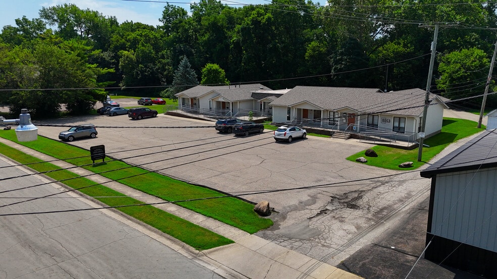 131 Lewis Ave, Circleville, OH à vendre - Photo du bâtiment - Image 2 de 25