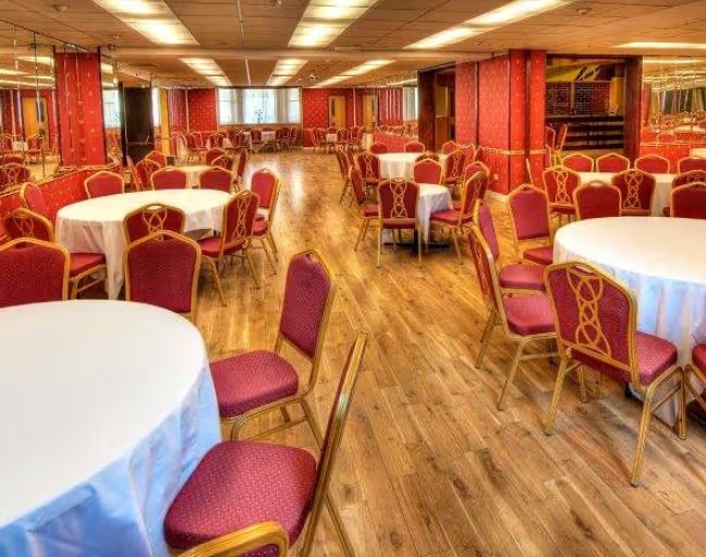 Grand Para, Eastbourne for sale - Interior Photo - Image 3 of 6