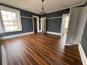 502 Pollock St, New Bern, NC for lease Interior Photo- Image 2 of 12