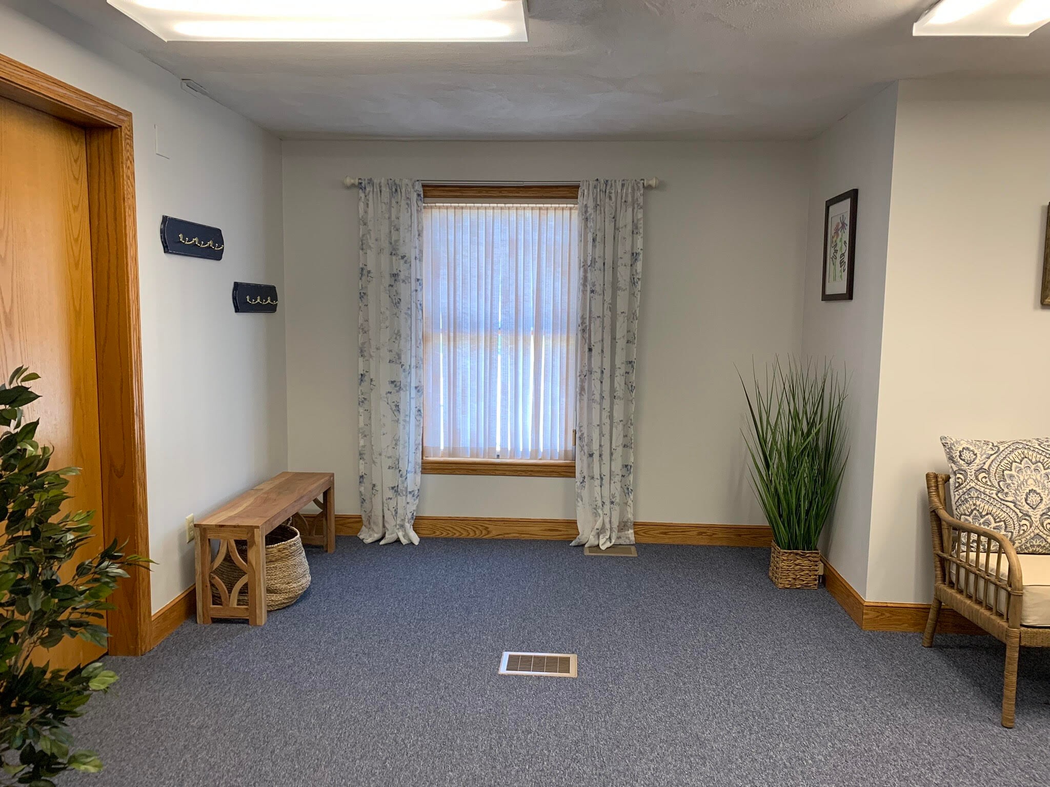 636 Great Rd, Stow, MA for lease Interior Photo- Image 1 of 3