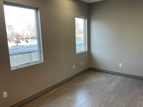 418 Clifton Ave, Lakewood, NJ à louer Photo intérieure- Image 2 de 2