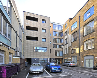 Plus de détails pour 9 Bell Yard Mews, London - Bureau à louer