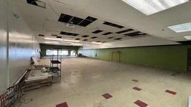 1357-1359 E Parkway, Gatlinburg, TN à louer Photo intérieure- Image 2 de 10