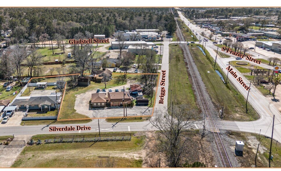 101 Silverdale Dr, Conroe, TX à vendre - Photo du bâtiment - Image 3 de 4