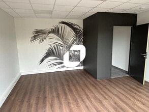 Flex in Bourgoin-Jallieu for sale Interior Photo- Image 2 of 42