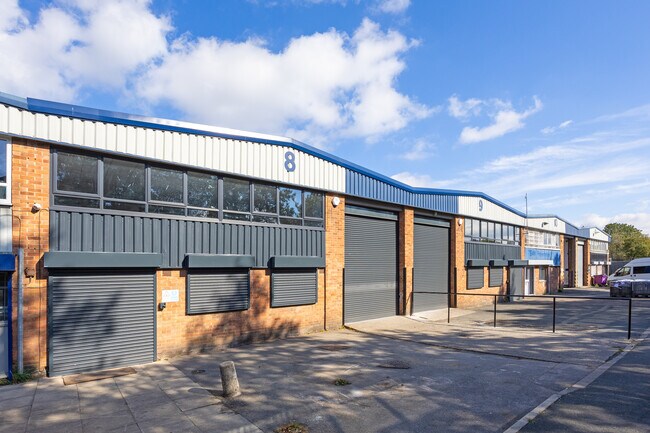 More details for Lockwood Clos, Leeds - Industrial for Lease