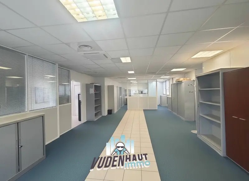 Office in Labège for lease - Interior Photo - Image 2 of 9