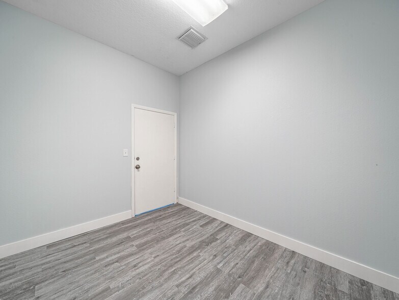 1435 Dunn Ave, Daytona Beach, FL à louer - Photo du bâtiment - Image 3 de 12