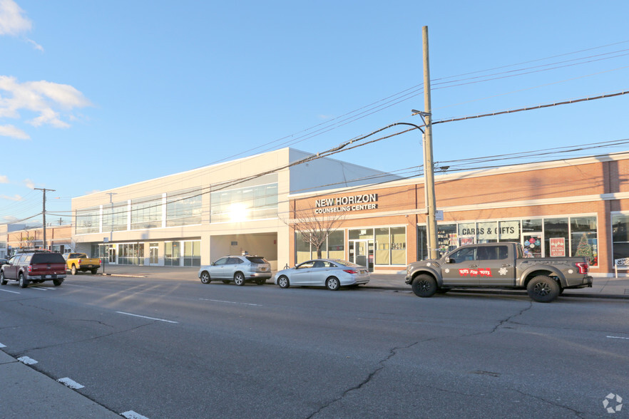 156-40 Cross Bay Blvd, Howard Beach, NY for lease - Primary Photo - Image 1 of 19