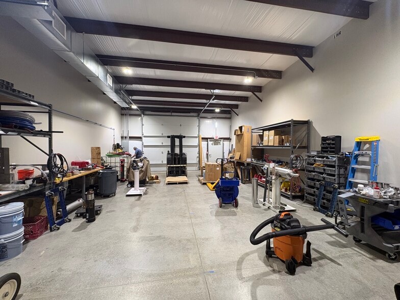 395-397 Park Ave, Youngsville, NC for lease - Interior Photo - Image 3 of 6