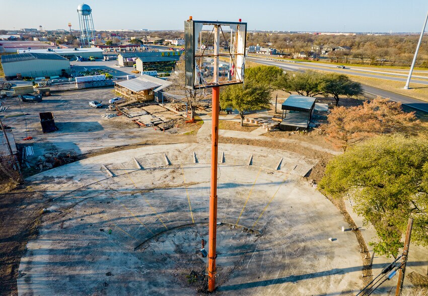 1600 S General Mcmullen Dr, San Antonio, TX à vendre - Photo du bâtiment - Image 3 de 29
