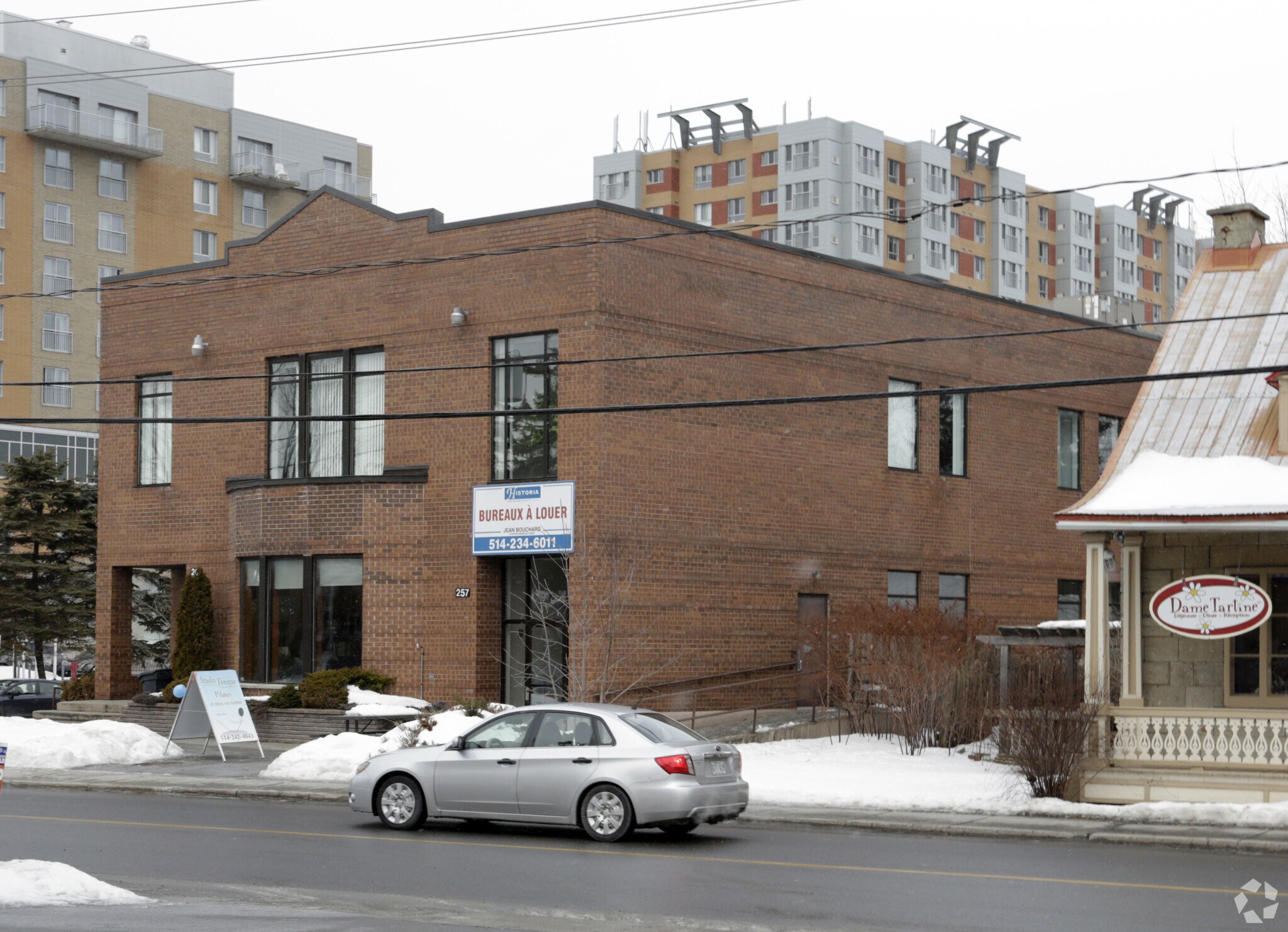 257 Boul Sainte-Rose, Laval, QC à vendre Photo principale- Image 1 de 1