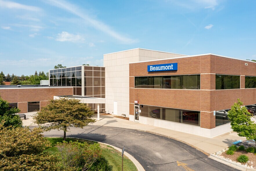1455 S Lapeer Rd, Lake Orion, MI for lease - Primary Photo - Image 2 of 21