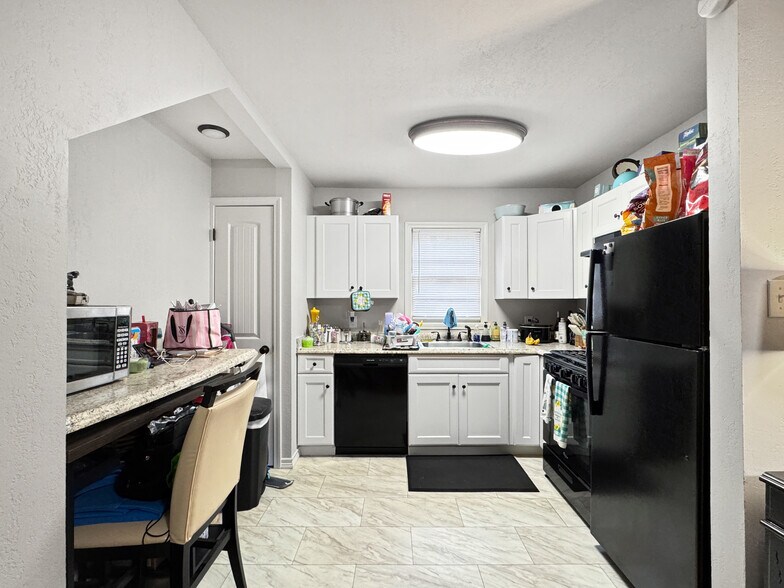 Amarillo Portfolio portefeuille de 6 propriétés à vendre sur LoopNet.ca - Photo intérieure - Image 2 de 43