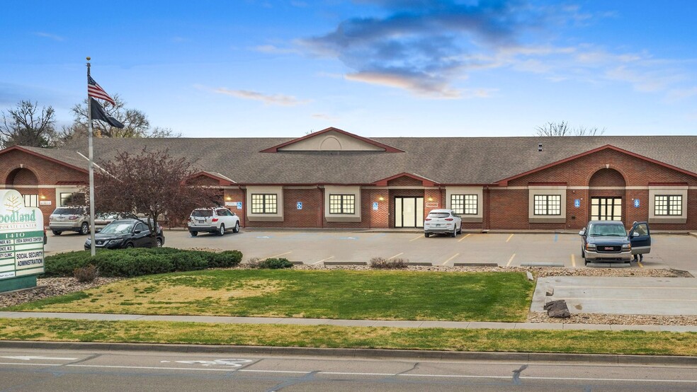 Bureau dans Salina, KS à vendre - Photo du bâtiment - Image 1 de 1