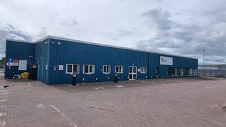 Plus de détails pour Universal Rd, Falkirk - Industriel/Logistique à louer