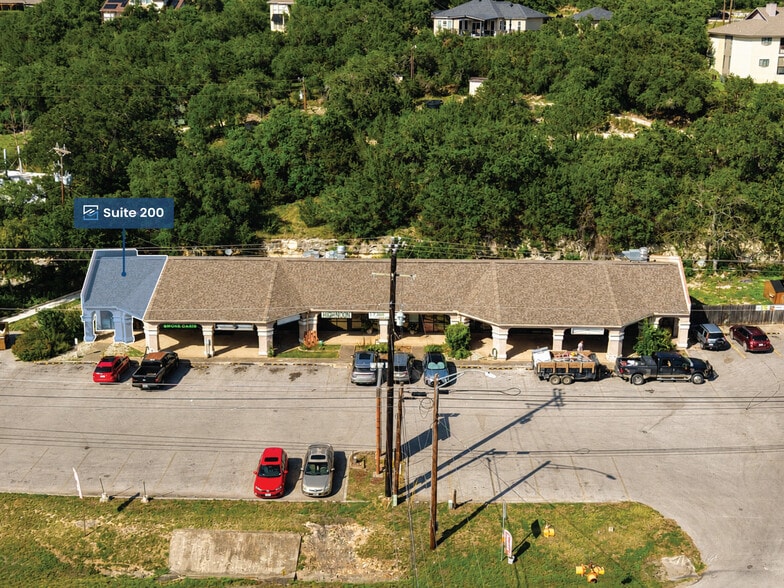 18100 FM 306, Canyon Lake, TX for lease - Building Photo - Image 2 of 11
