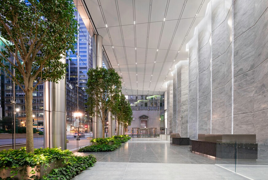 110 N Wacker Dr, Chicago, IL à louer - Hall d’entrée - Image 3 de 11